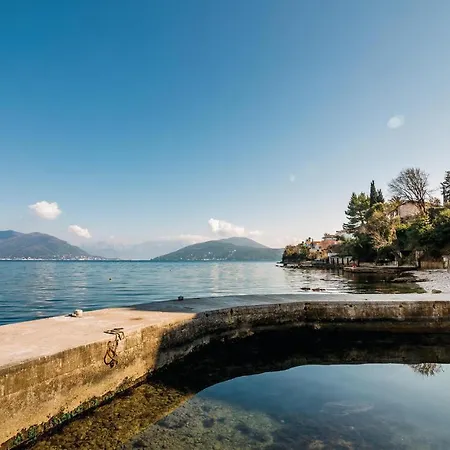 Prázdninový dům Stunning In Njivice Mitrovici