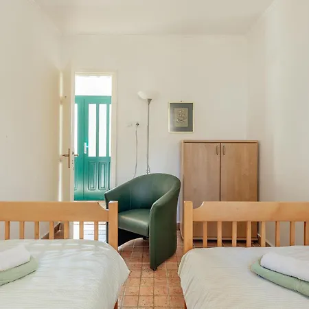 Stunning In Njivice Mitrovici