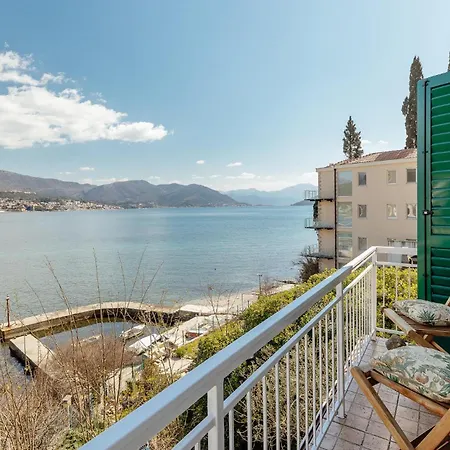 Stunning In Njivice Prázdninový dům