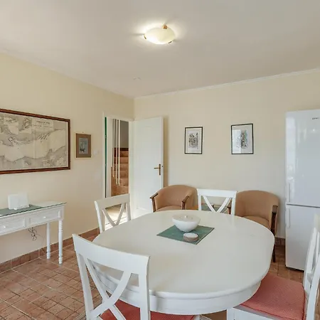 Stunning In Njivice With Wifi Herceg Novi